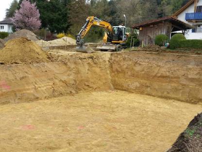 Bild 3:Abbruch Erdbau Transporte