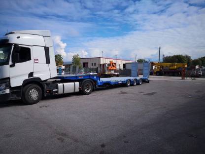 Bild 2:Gépszállítás