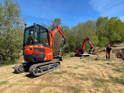 Bild 3:biete als LU Rundballenpresse, Abschieber, Umkehrfräse usw