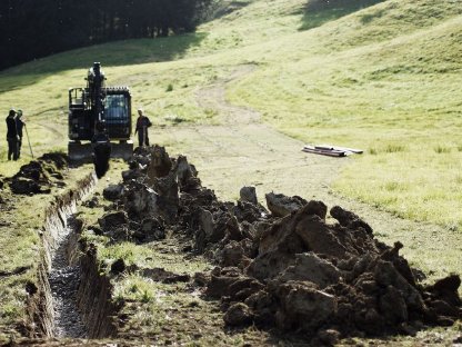 Bild 3:Baggerungen, Mulchen & Mähen, Leitungsbau (Drainage),...
