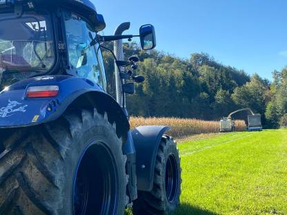 Bild 6:biete als LU Rundballenpresse, Abschieber, Umkehrfräse usw