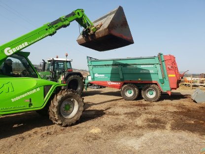 Bild 5:Kalkung und Düngung