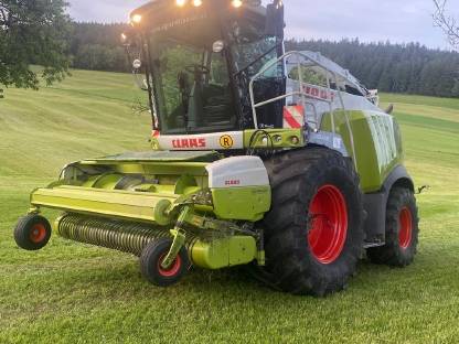 Bild 3:Siloschlauchpressen mit Agrarservice Strasser