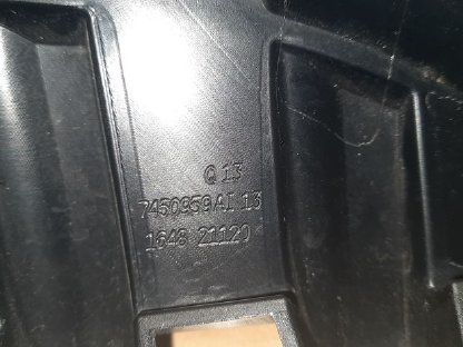 Bild 9:Original BMW Kühlergrill 118d F40