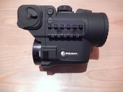 Bild 2:Pulsar Nachtsichtvorsatzgerät DFA 75