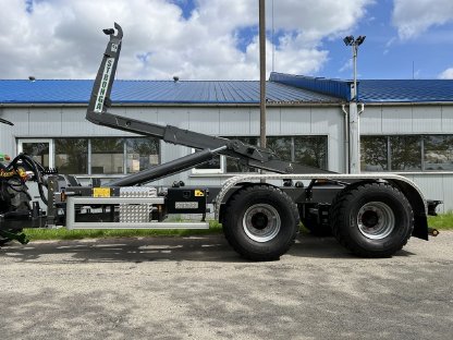 STRONGA HL210 DT Hakenlift