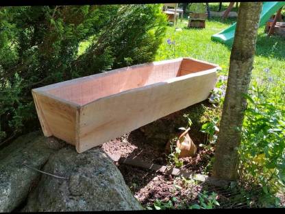 Bild 4:Blumen Trog Akazien Bretter