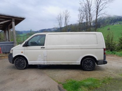 Bild 2:Verkaufe VW Bus T5