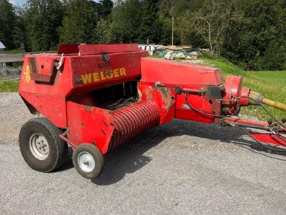 Bild 2:Kleinballen Pressen