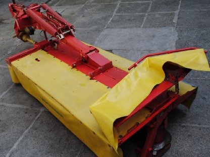 Bild 2:Pöttinger Novacat 305H