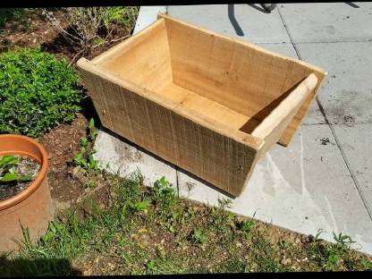 Bild 5:Blumen Trog Akazien Bretter