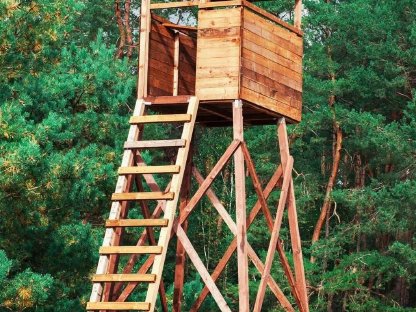 Bild 5:Rundumblick-Kanzel 300 cm, viele Reviereinrichtungen