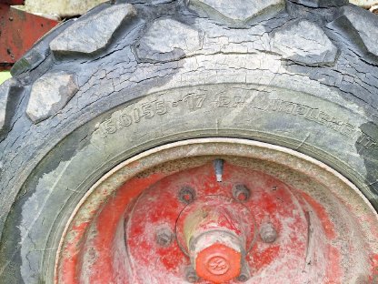 Suche Pöttinger Erntewagen Reifen