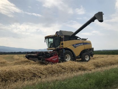 Diverse New Holland & Geringhoff Ersatzteile