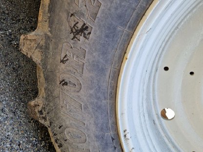 Bild 9:Claas Axion 850