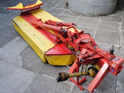 Bild 5:Pöttinger Novacat 305H