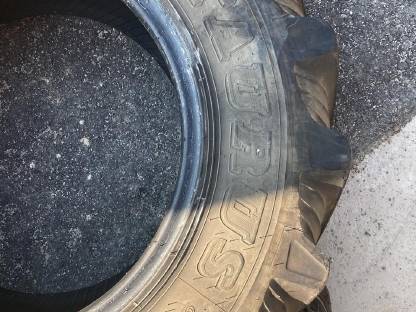 Bild 2:Verkaufe 1 Stk. 13,6R24 Taurus mit ca. 2 cm Profil