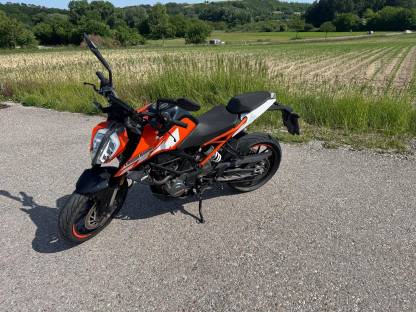 Bild 2:KTM Duke 125