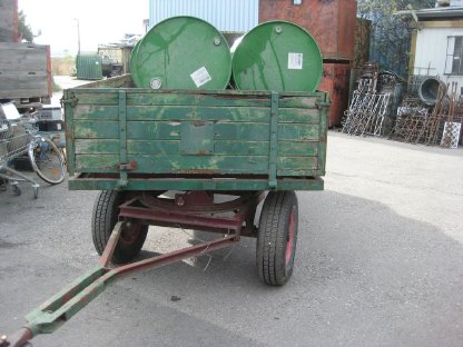 Bild 8:Traktoranhänger