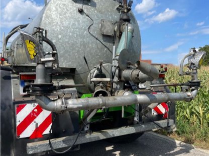 Bild 5:Möscha Duo-Verteiler 21 m inkl. Steuerung und vielen Extras