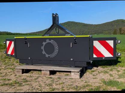 Frontkiste Traktorbox Frontbox Werkzeugkiste Frontgewicht