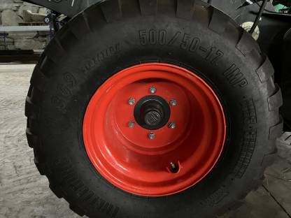 Bild 8:Claas Variant 465RC