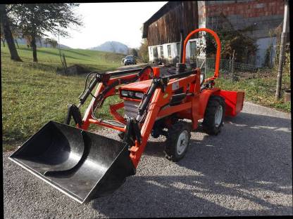 Kubota B1200