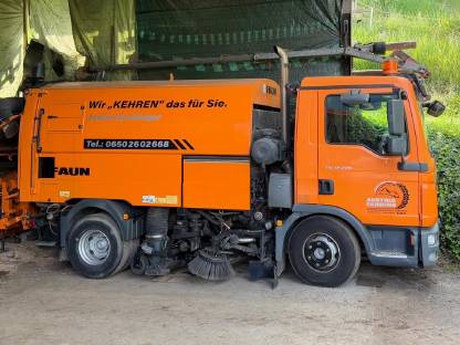 Faun Viajet 5R Kehrmaschine