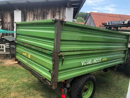 Bild 2:Einachskipper Vogel und Not