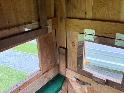 Bild 6:Hochstand, Kanzel Reviereinrichtungen Lärchenholz