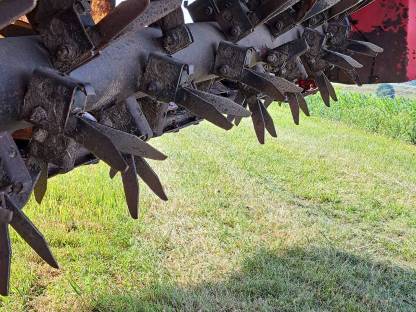 Bild 5:Scheibenmähwerk Pöttinger 305 mit Aufbereiter Novacat/Novacut