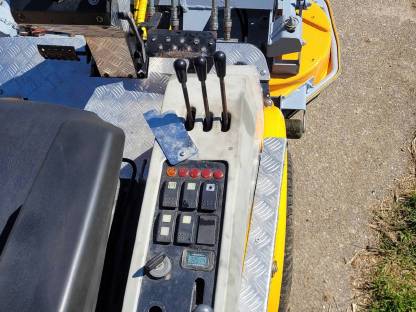 Bild 6:Stiga Titan 26H Großflächenmäher