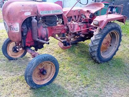 Bild 2:Porsche a111 Traktor