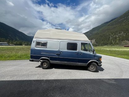 Mercedes Benz T1 307D
