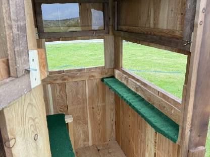 Bild 3:Hochstand, Kanzel Reviereinrichtungen Lärchenholz