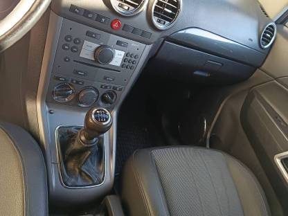 Bild 5:Opel Antara, Pickerl bis 3/26 ohne Überzug