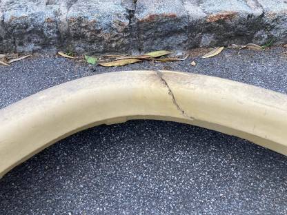 Bild 5:Aufsatzrahmen Vicon reparaturbedürftig