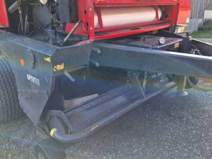 Bild 3:Rundballenpresse Vicon RF 530