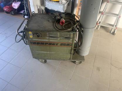 Bild 5:Fronius 250 Compact Schweißgerät