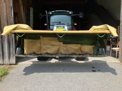 Bild 7:Frontmähwerk Krone EasyCut F320M
