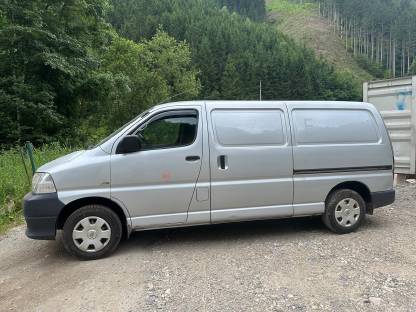Bild 2:Toyota Hiace Lang Bj. 2010