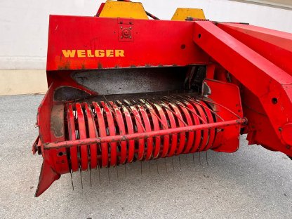Bild 2:Ballenpresse Welger AP 45