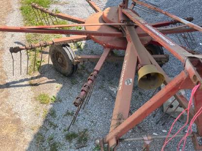 Pöttinger Schwader SK 246