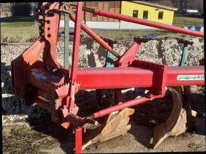 Bild 3:Kverneland Beetpflug 4-Schar