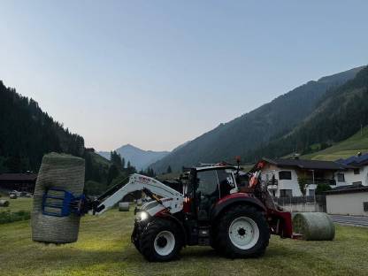 Sonstige Arbeiten, Transporte mit Traktor
