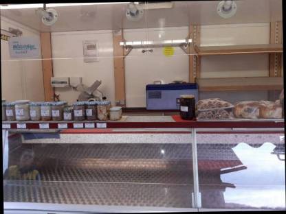 Bild 7:Verkaufsfahrzeug mit Kühlaufbau Renault Master