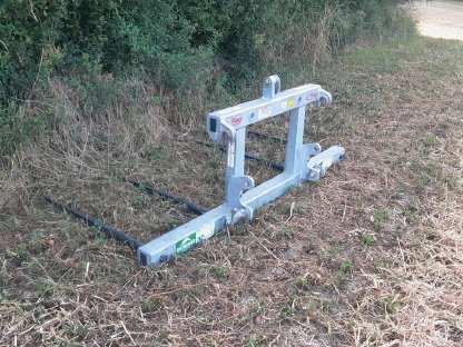 Bild 5:Ballengabel Fliegl