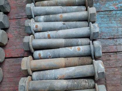 Bild 6:Gebrauchte verzinkte Schrauben