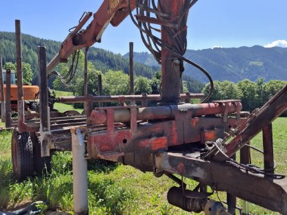 Holzanhänger HIAB 650