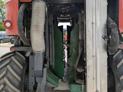 Bild 5:Traubenvollernter ERO 6175X